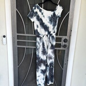 Fate blue and White Tie-Dye Jumpsuit with asymmetrical sleeves